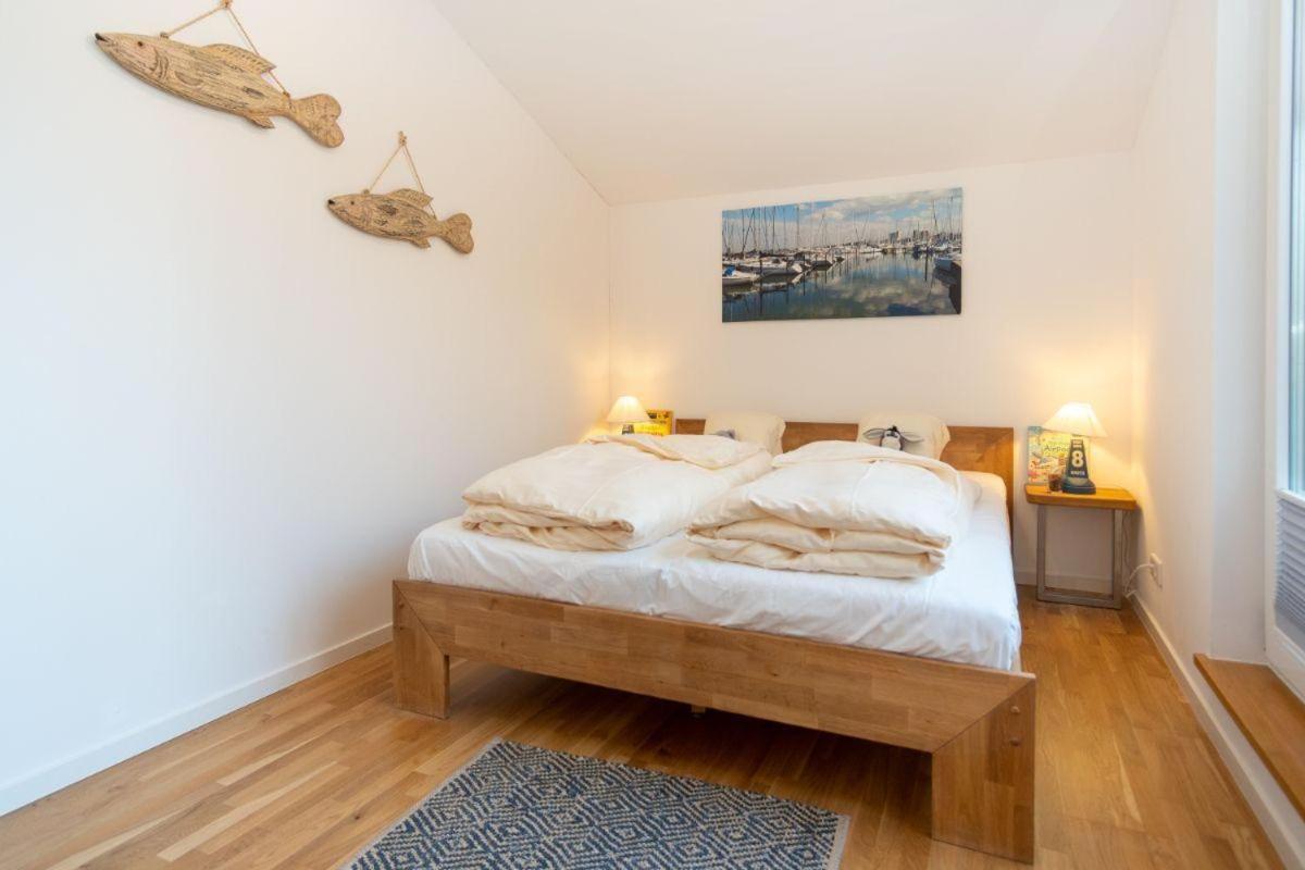 Haus-Wilhelmsplatz-Wohnung-Heimathafen Heiligenhafen Exterior photo